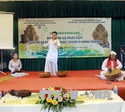 Hội thảo về bảo tồn và phát huy các giá trị di sản âm nhạc của đồng bào Chăm