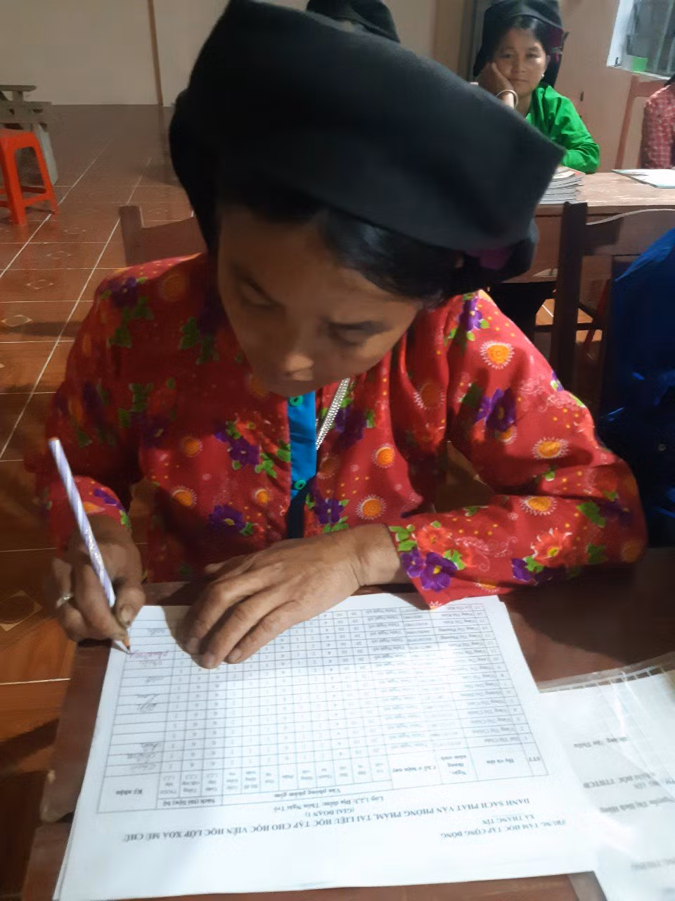 Nâng cao dân trí từ những lớp xóa mù chữ ở vùng cao Hà Giang