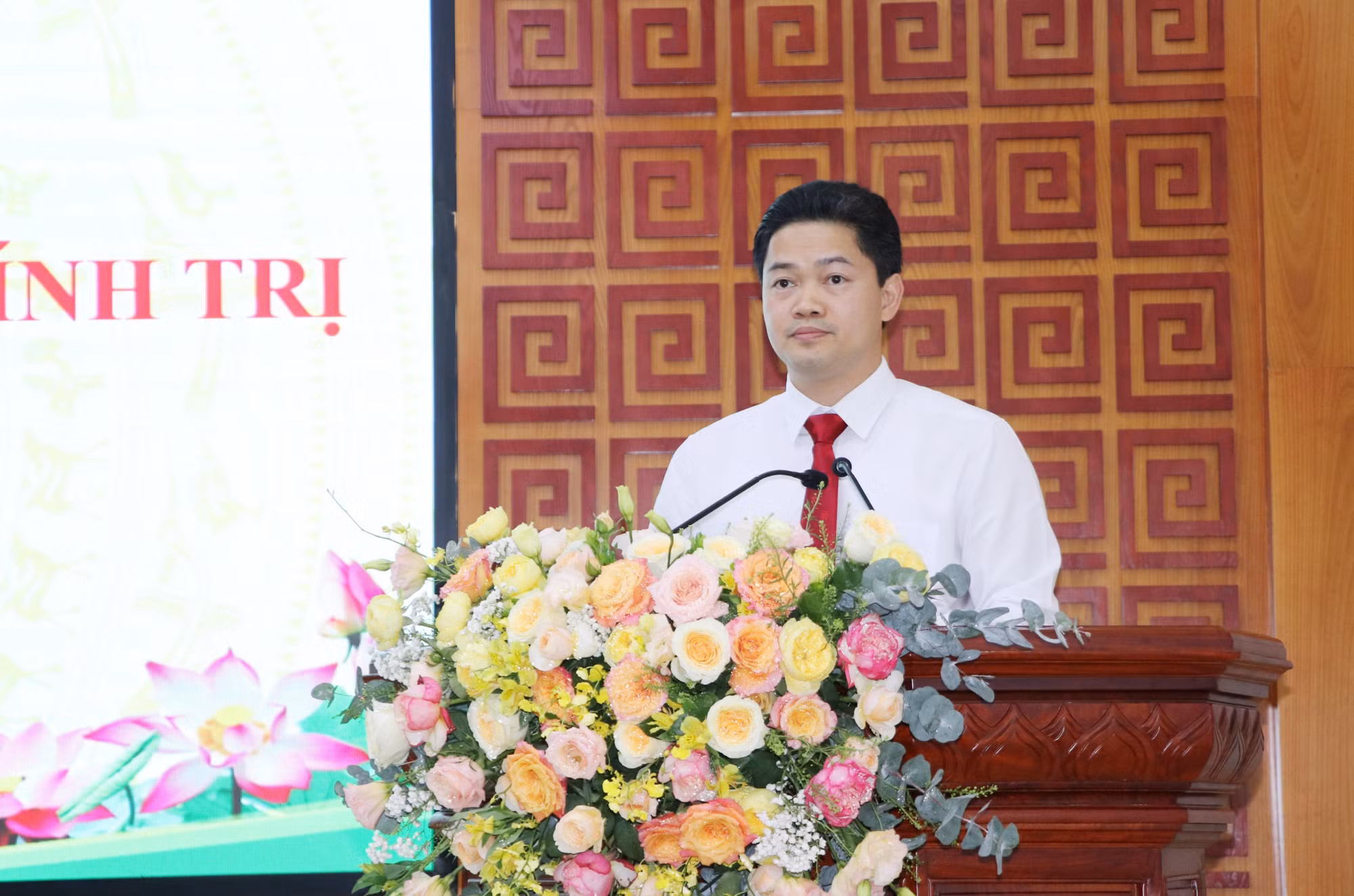 Tân Phó Bí thư Tỉnh ủy Lai Châu Vũ Mạnh Hà phát biểu tại hội nghị. Ảnh: Việt Hoàng – TTXVN