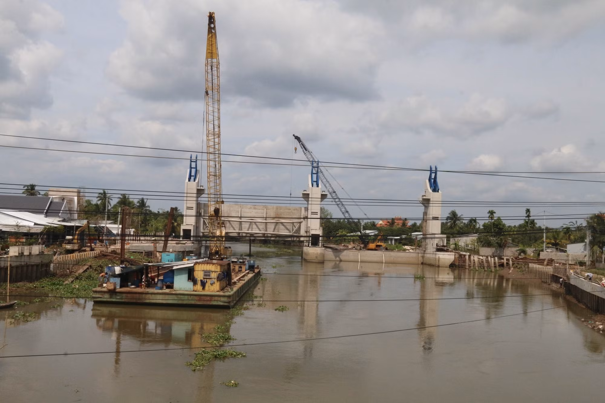 Công trình cống Phú Phong (Châu Thành, Tiền Giang). Ảnh: Minh Trí - TTXVN