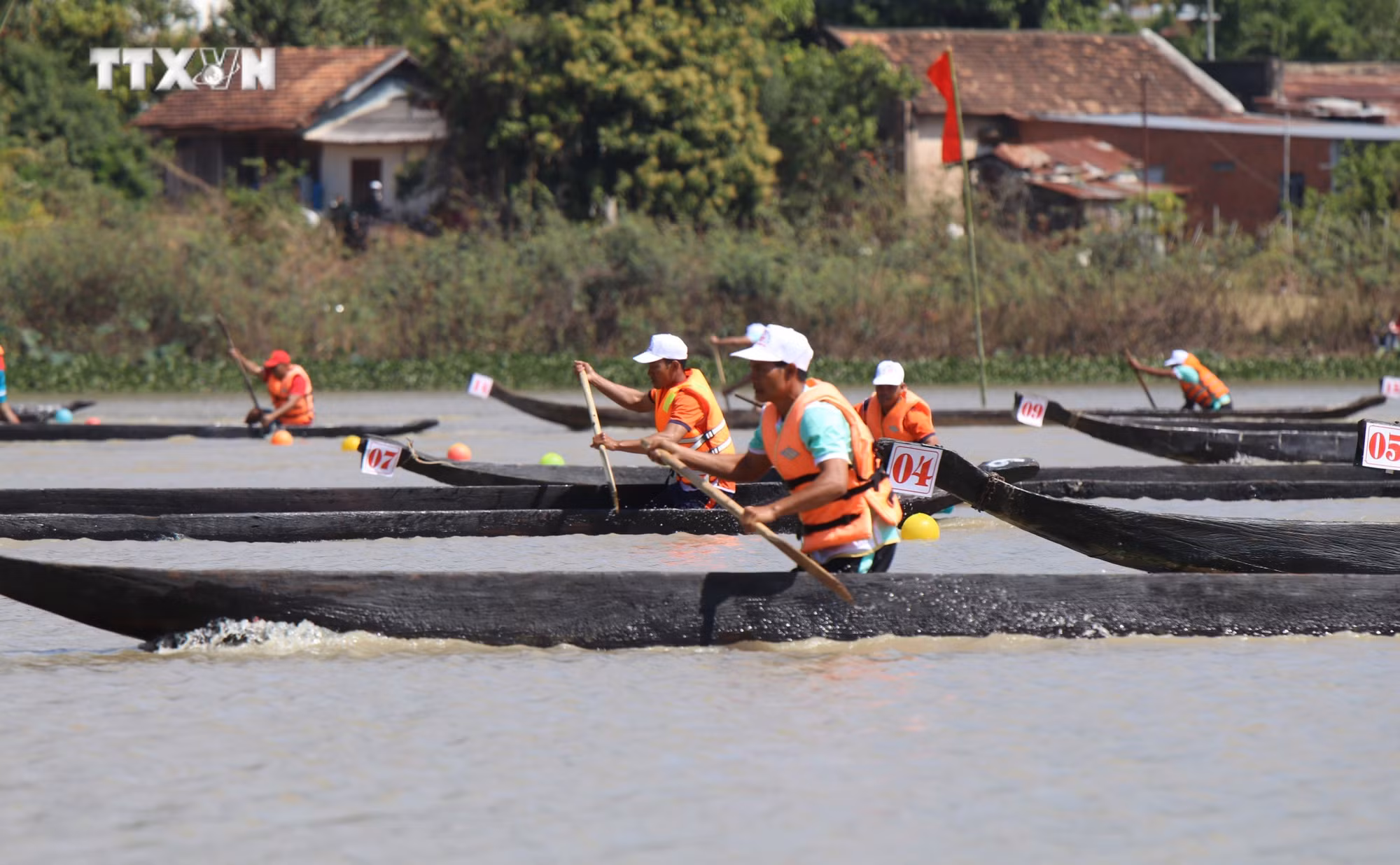 Đắk Lắk chú trọng liên kết xây dựng du lịch thành ngành kinh tế quan trọng