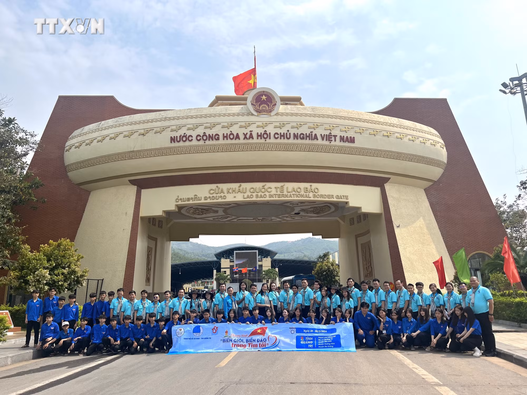 vna_potal_quang_tri_thiet_thuc_va_y_nghia_chuong_trinh_“bien_gioi_bien_dao_trong_tim_toi”_7297497.jpg