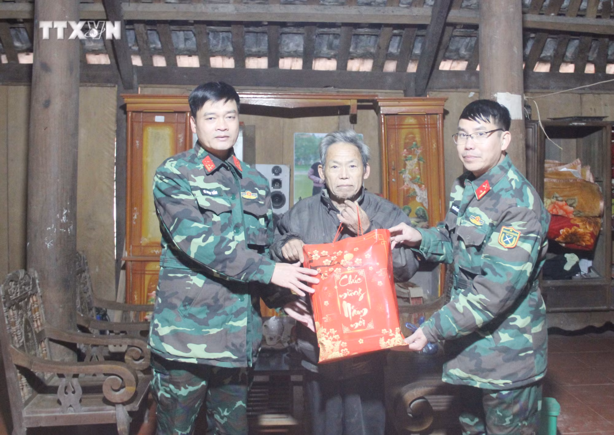 vna_potal_luc_luong_vu_trang_son_la_that_chat_tinh_doan_ket_quan_dan_7200250.jpg
