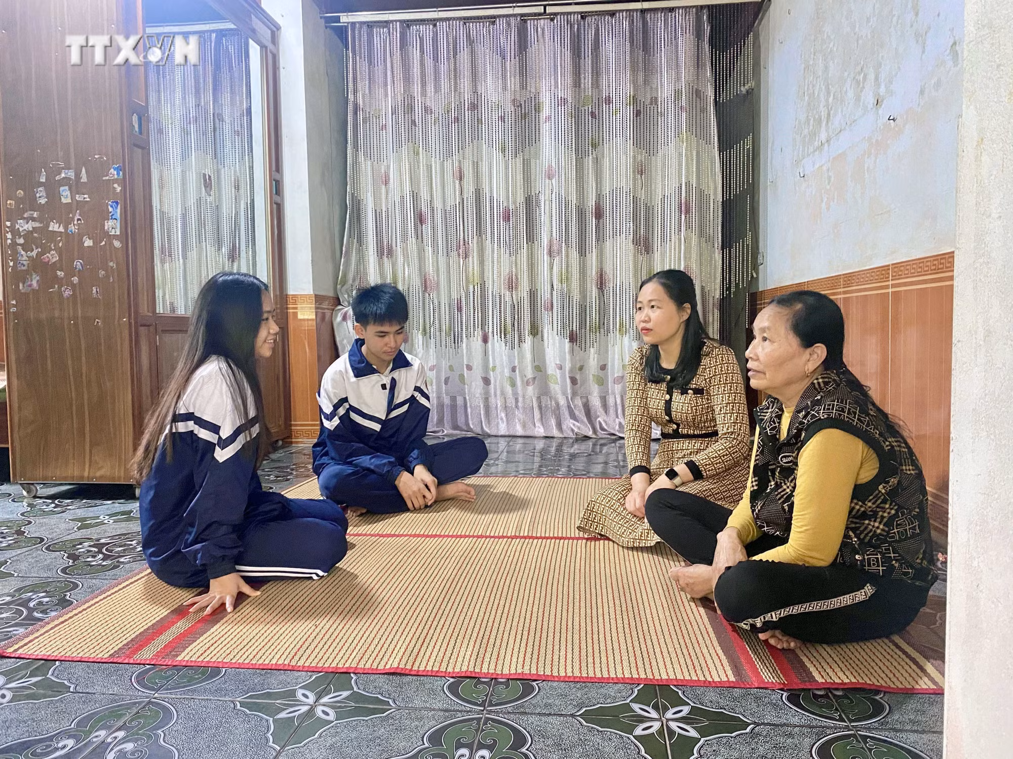 vna_potal_ha_tinh_but_pha_vuon_len_trong_cong_tac_day_hoc_7708938.jpg