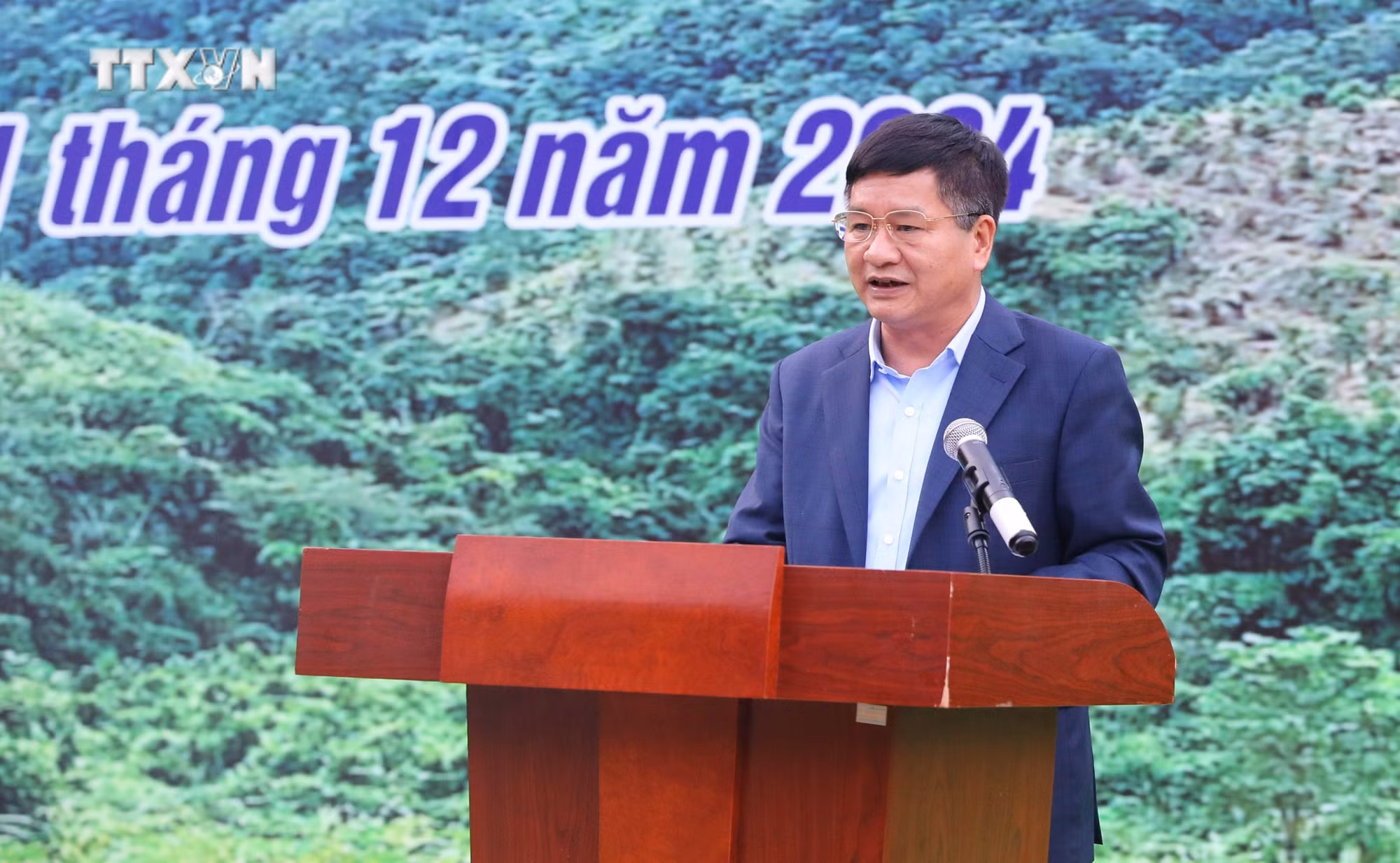 Chủ tịch UBND tỉnh Điện Biên Lê Thành Đô phát biểu tại lễ khởi công. Ảnh: Phan Quân - TTXVN