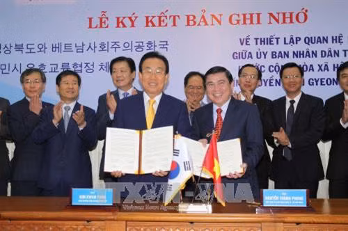 Thành phố Hồ Chí Minh và tỉnh Gyeongsangbuk, Hàn Quốc ký kết hợp tác