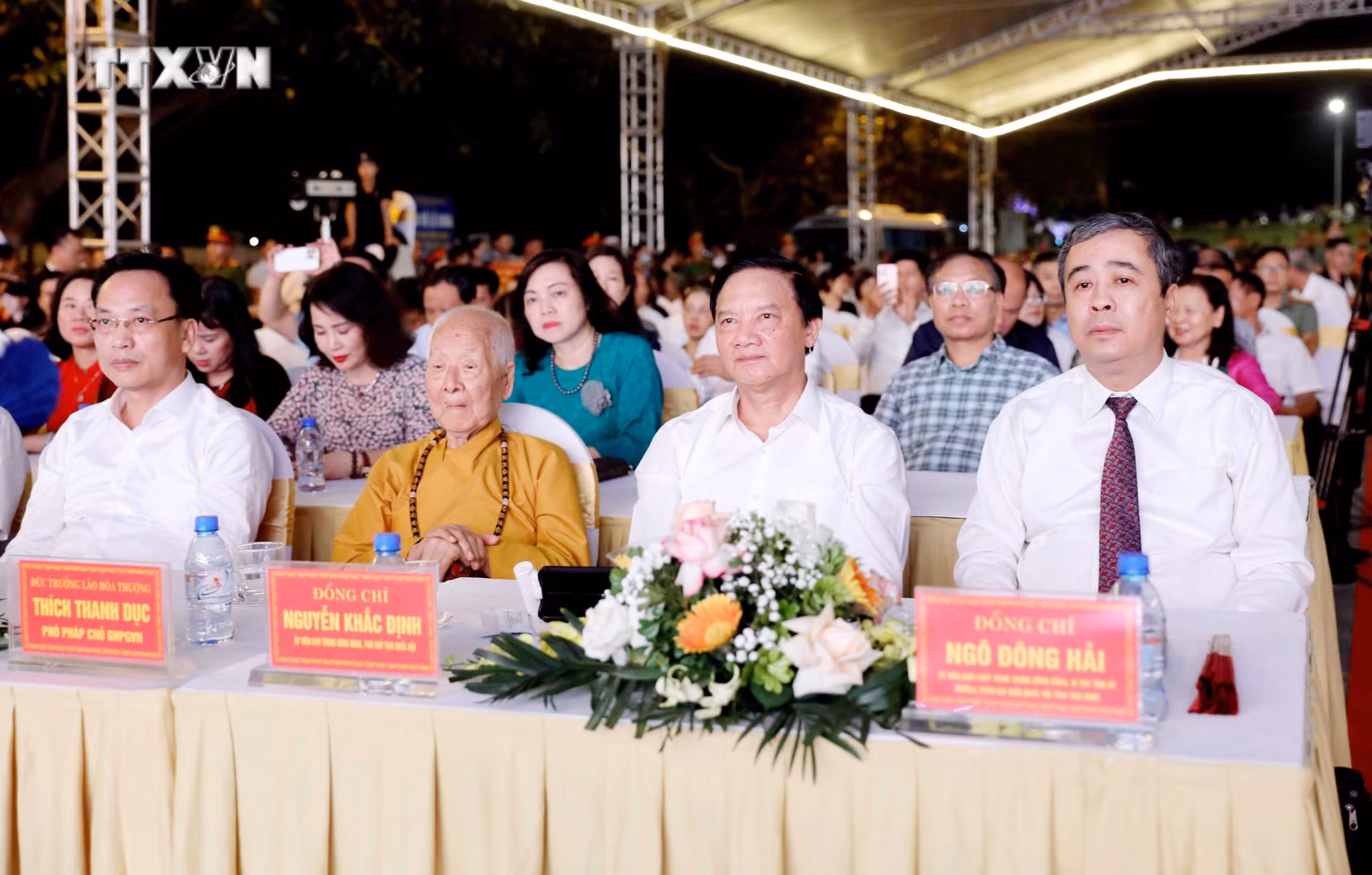vna_potal_khai_mac_le_hoi_chua_keo_mua_thu_nam_2024_7648490.jpg
