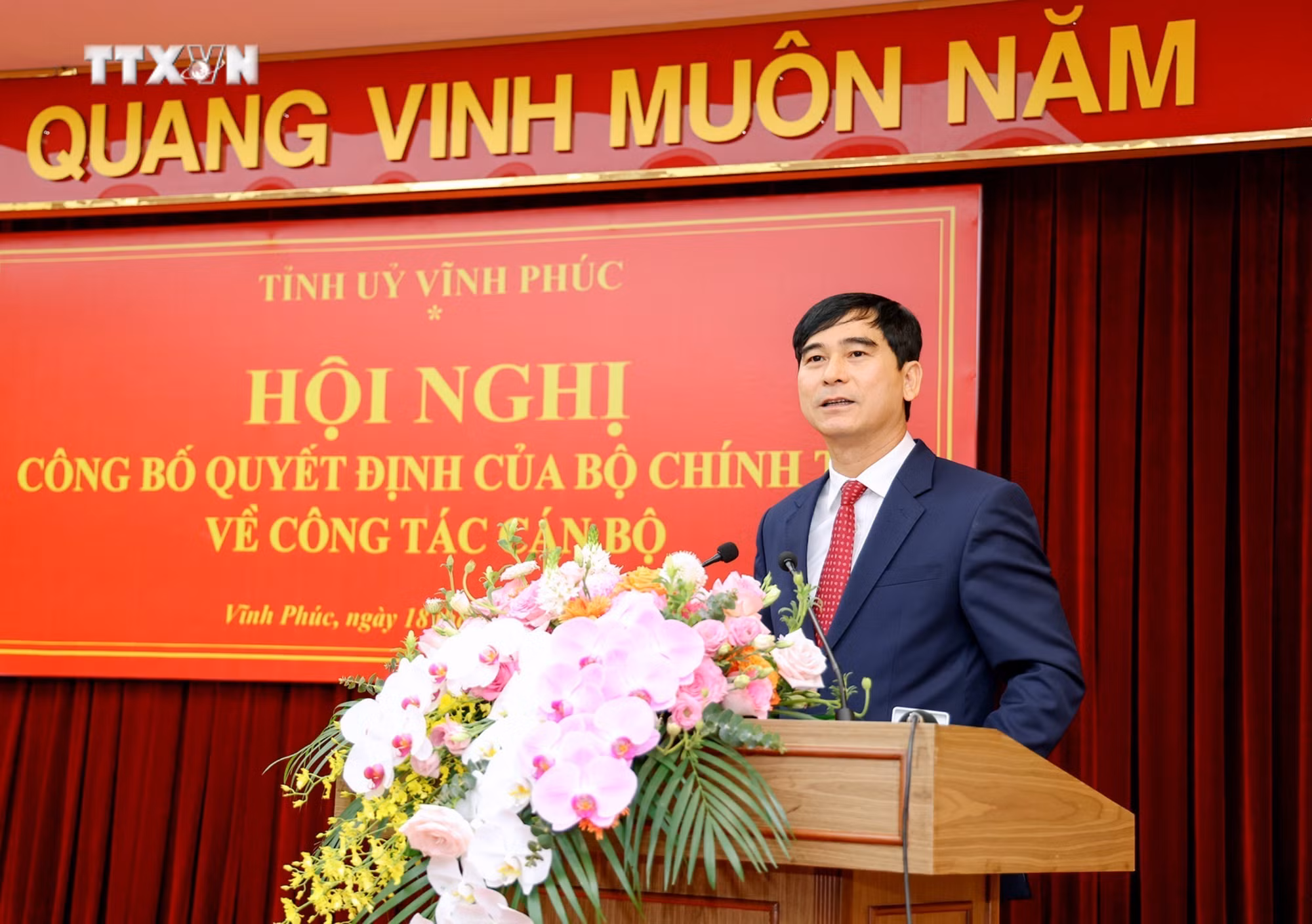 vna_potal_dong_chi_duong_van_an_giu_chuc_bi_thu_tinh_uy_vinh_phuc_7276279.jpg