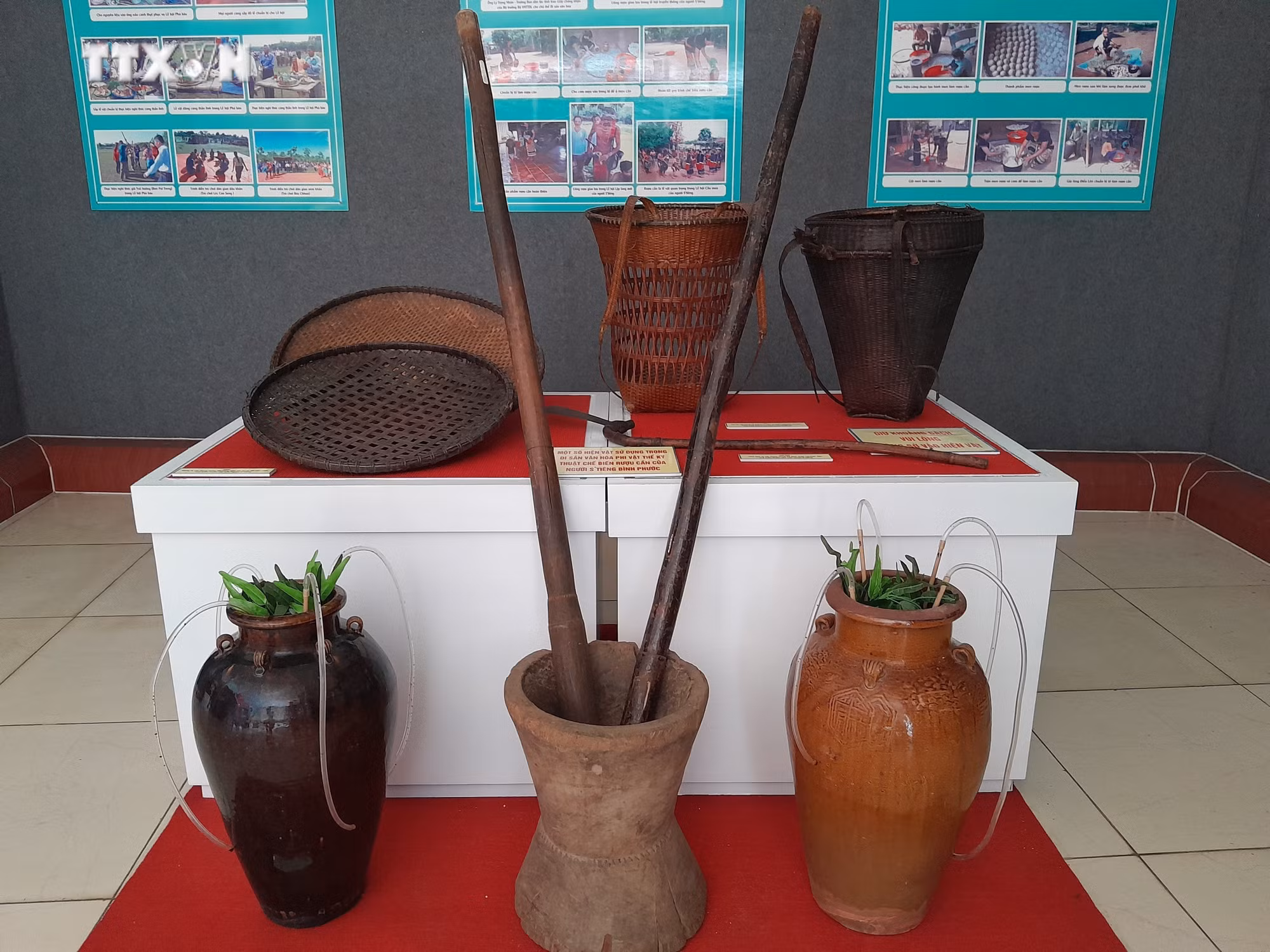 vna_potal_binh_phuoc_100_vat_dung_truyen_thong_dan_toc_s’tieng_suu_tap_tai_bao_tang_binh_phuoc_7399195.jpg