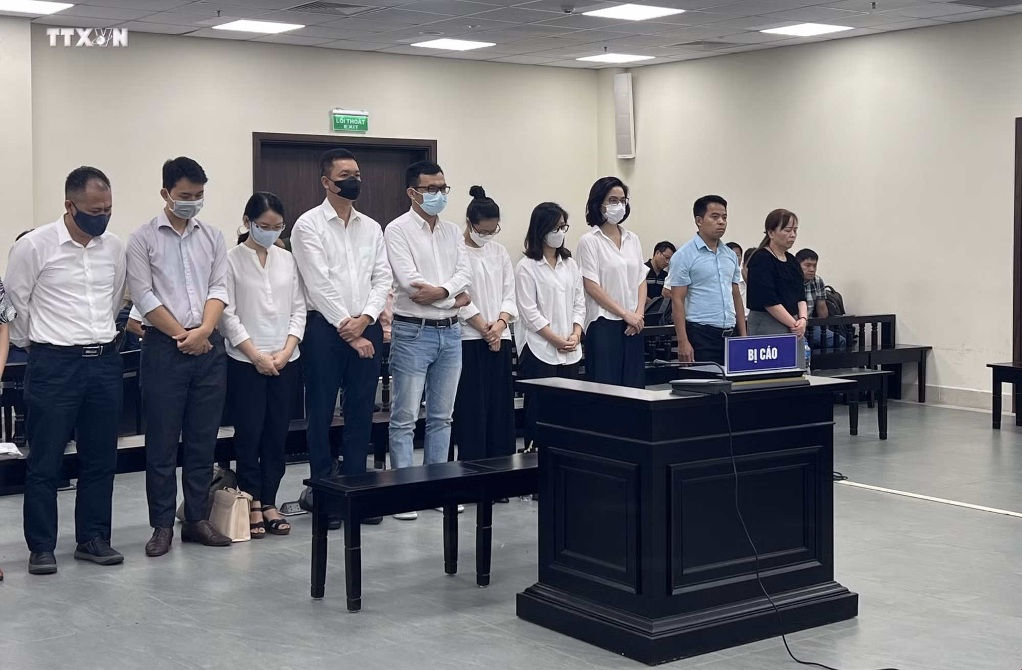 vna_potal_tuyen_an_11_bi_cao_trong_vu_an_sai_pham_ve_dau_gia_quyen_su_dung_dat_o_dong_anh_ha_noi_7572077.jpeg