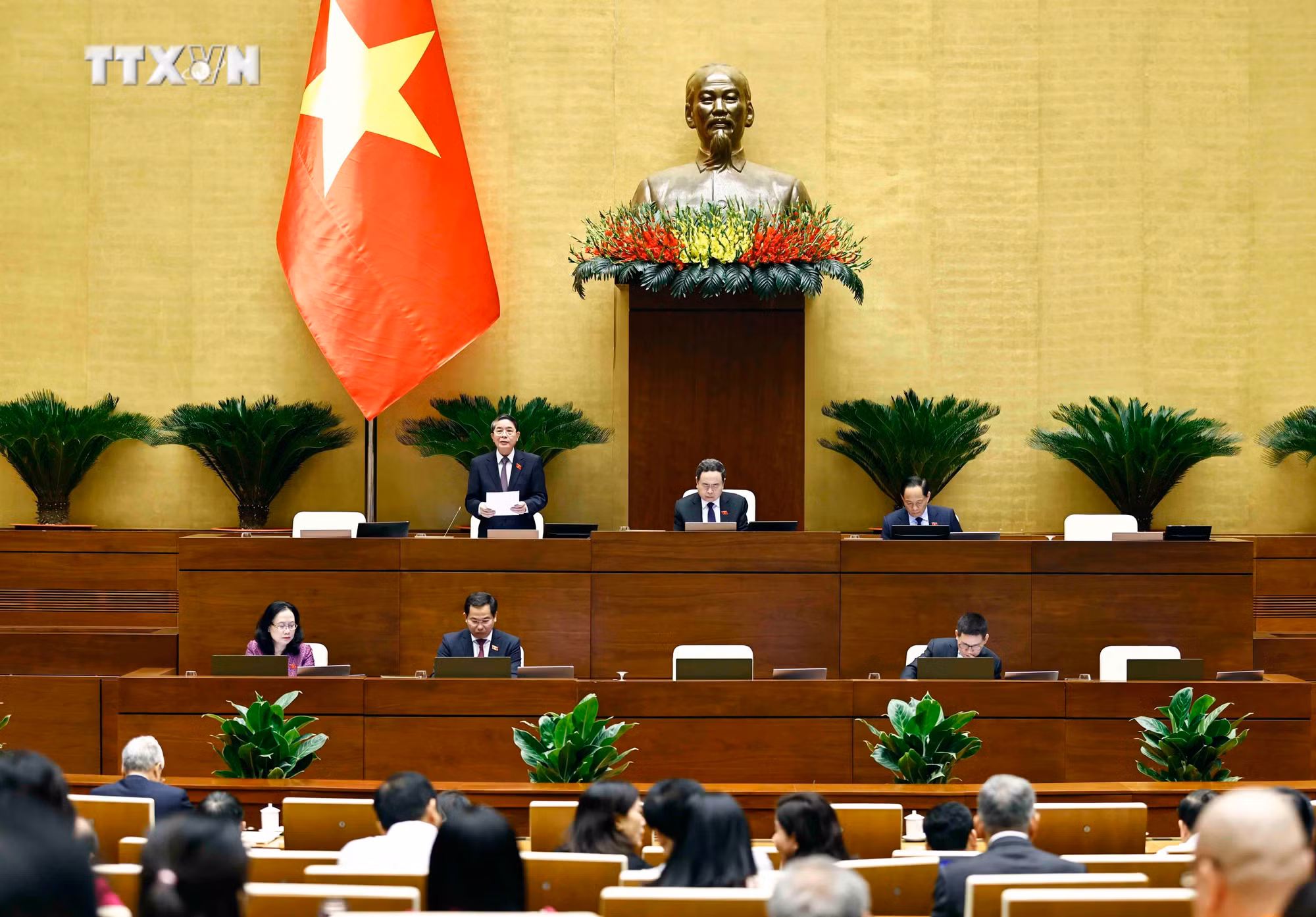 vna_potal_quoc_hoi_thao_luan_ve_linh_vuc_tai_chinh_ke_toan_7690915.jpg
