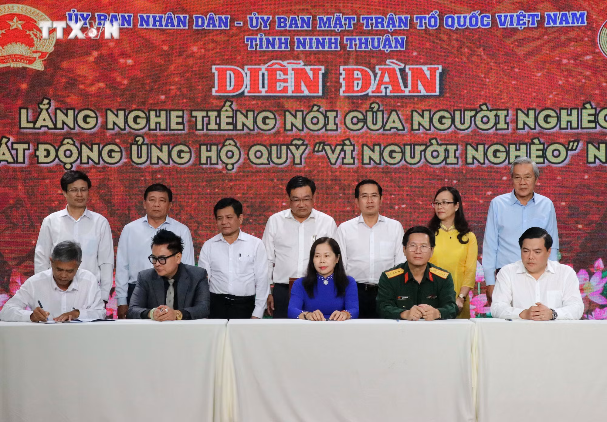 vna_potal_ninh_thuan_phat_dong_ung_ho_quy_vi_nguoi_ngheo_nam_2024_7693817.jpg