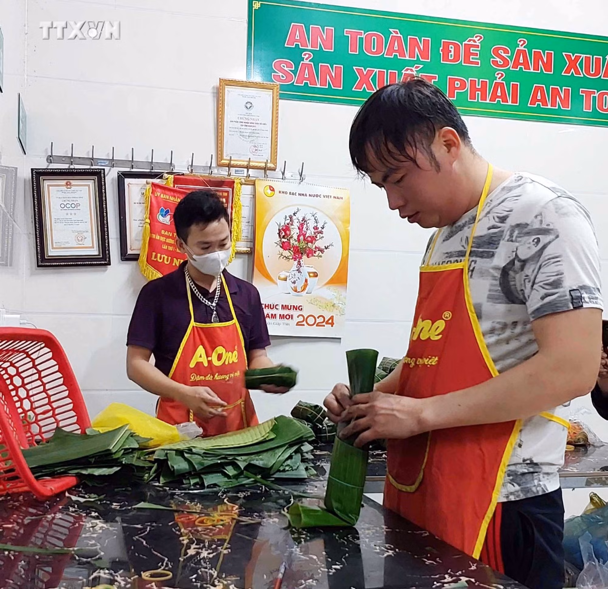 vna_potal__ha_tinh_nhieu_san_pham_ocop_mang_thuong_hieu_thanh_nien_7288864.jpg