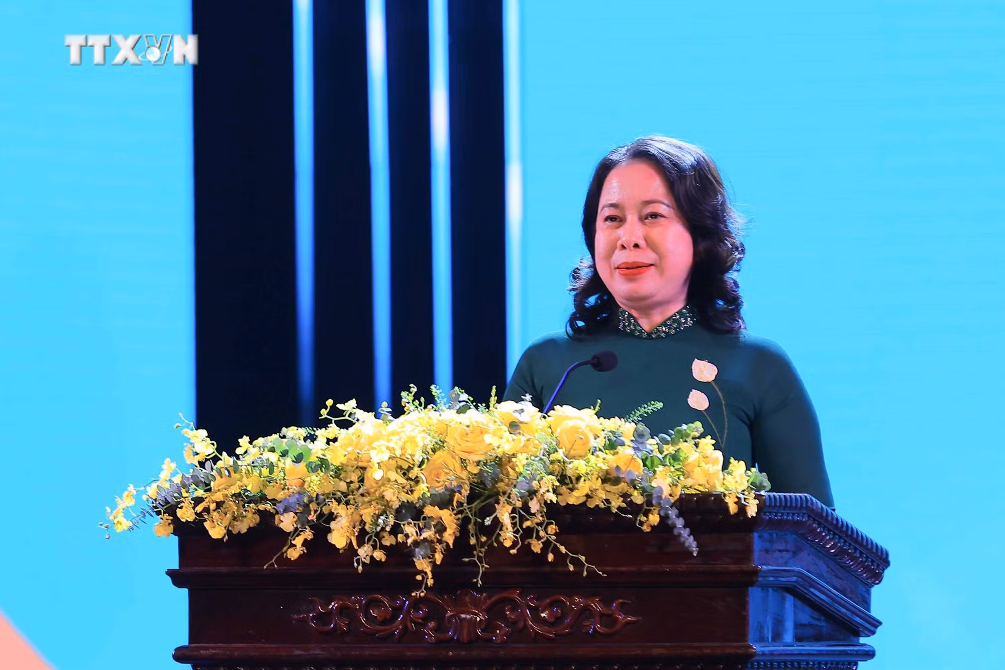 vna_potal_chuong_trinh_“mua_xuan_cho_em”_lan_thu_18__7766366.jpg
