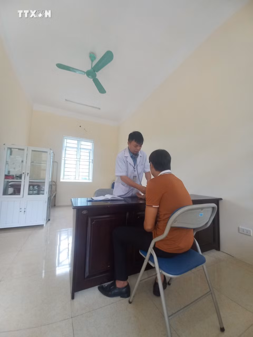vna_potal_dieu_tri_methadone_giup_nguoi_nghien_tai_thanh_hoa_tai_hoa_nhap_cong_dong_7458506.jpg
