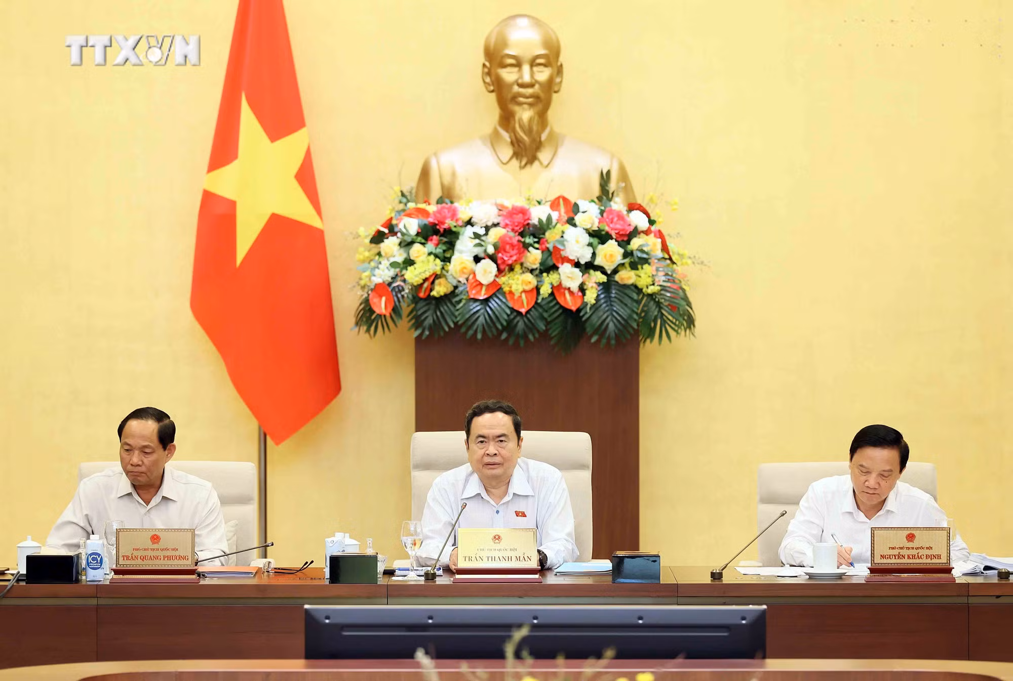vna_potal_ubtv_quoc_hoi_xem_xet_quyet_dinh_viec_sap_xep_don_vi_hanh_chinh_cap_huyen_cap_xa_giai_doan_2023-2025_cua_cac_tinh_nam_dinh_soc_trang_va_tuye_7496407.jpg