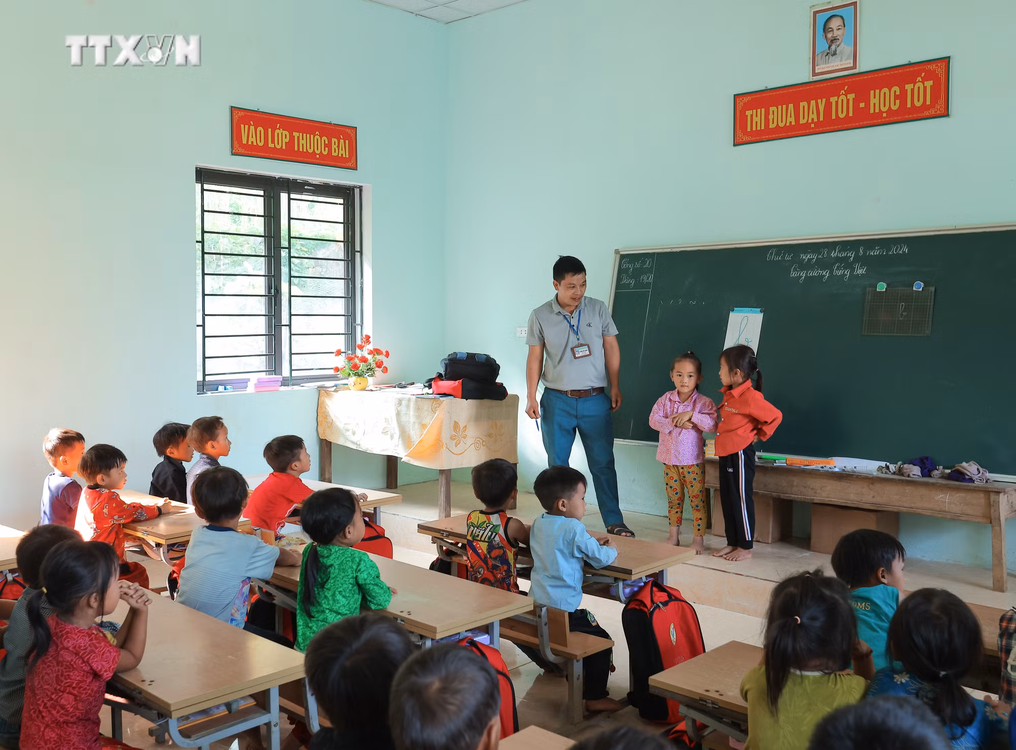 vna_potal_nganh_giao_duc_dong_van_ha_giang_san_sang_cho_nam_hoc_2024_-2025_7563482.jpg