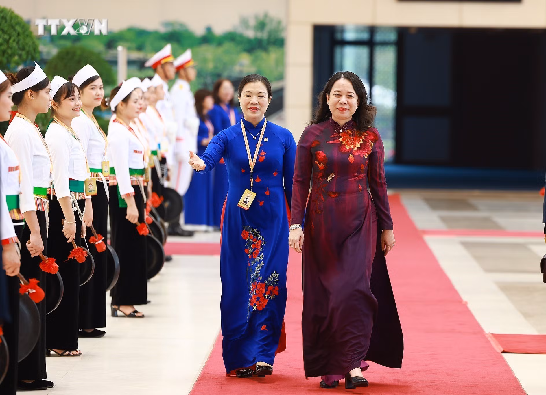 vna_potal_khai_mac_trong_the_dai_hoi_x_mat_tran_to_quoc_viet_nam_7655470.jpg
