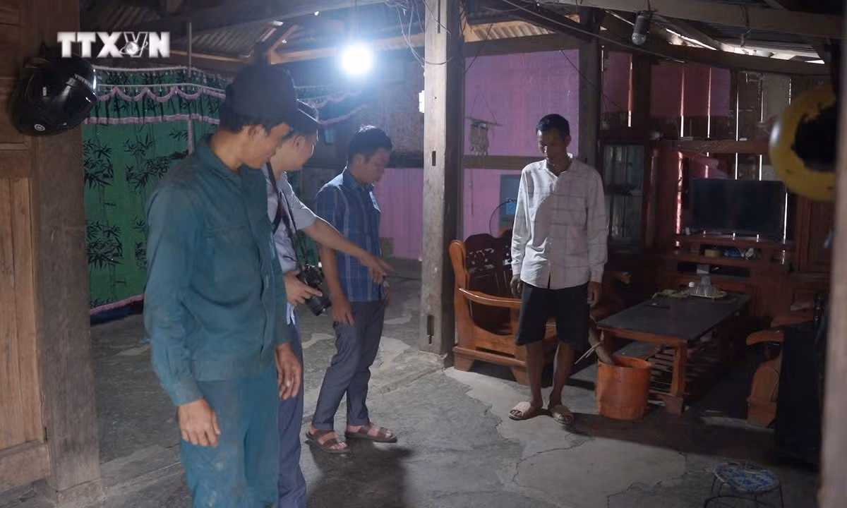 vna_potal_36_ho_dan_tai_lai_chau_lo_so_song_duoi_khu_vuc_nguy_co_sat_lo_7656057.jpg