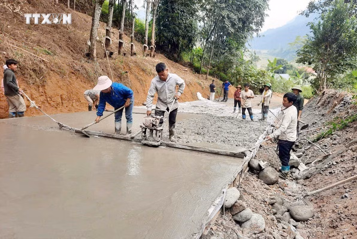 vna_potal_huyen_bien_gioi_phong_tho_tap_trung_dau_tu_ha_tang_giao_thong_vung_dac_biet_kho_khan_7720040.jpg