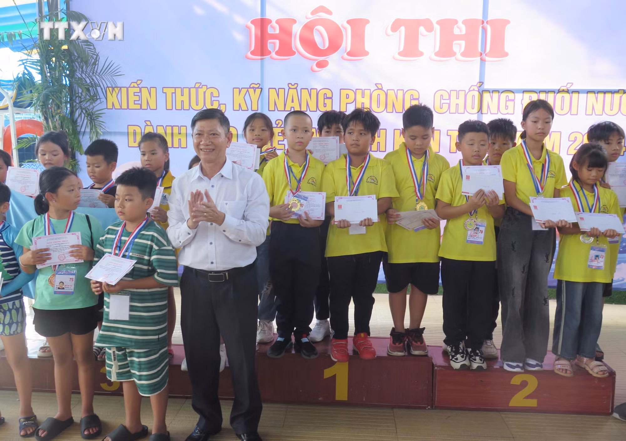 vna_potal_kon_tum_nang_cao_ky_nang_phong_chong_duoi_nuoc_cho_tre_em_7526230.jpg