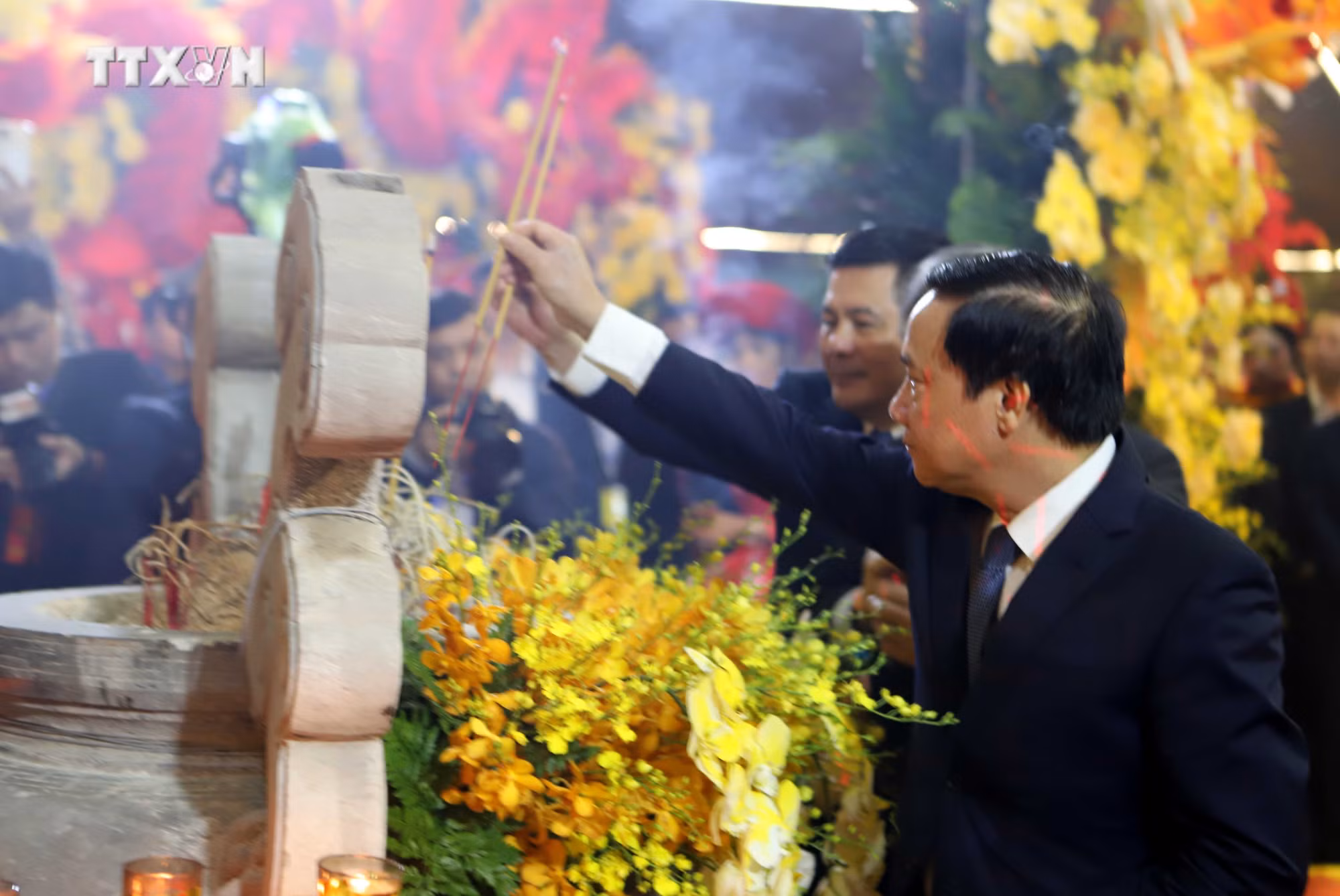 vna_potal_khai_mac_le_hoi_den_tran_thai_binh_nam_2024_7237673.jpg