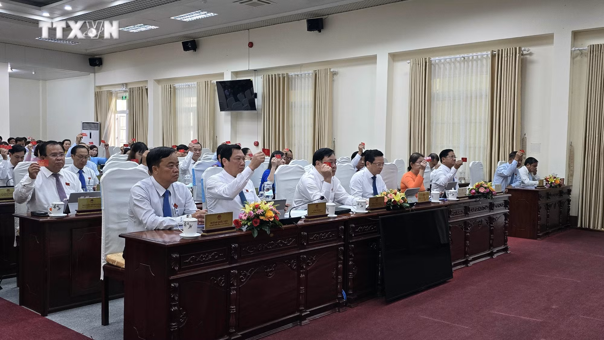 vna_potal_ong_pham_thanh_ngai_duoc_bau_giu_chuc_chu_tich_ubnd_tinh_ca_mau_nhiem_ky_2021_-_2026_7698547.jpg