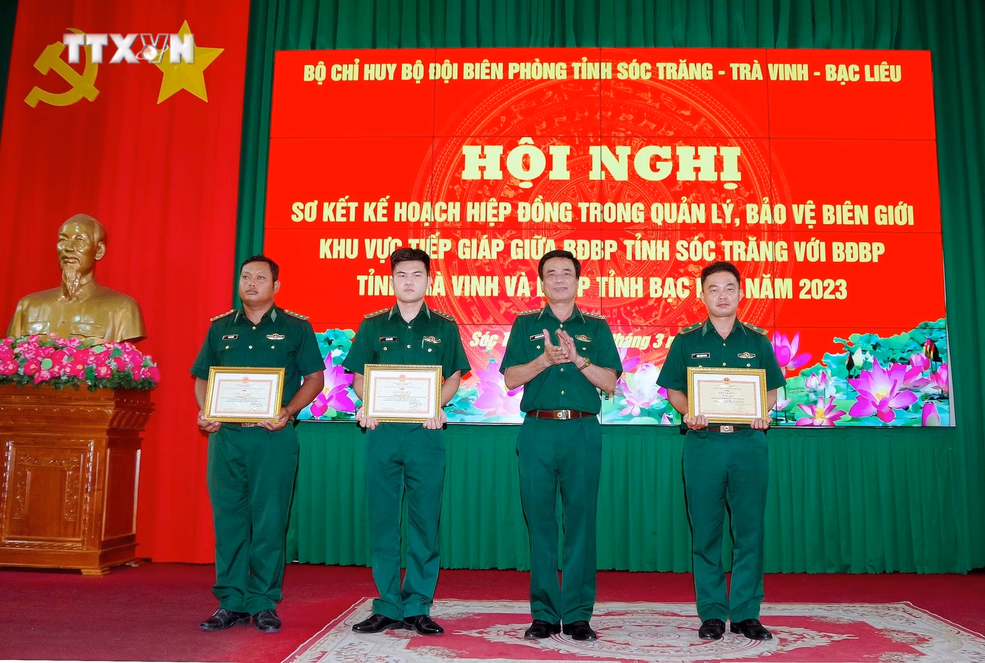 vna_potal_bo_doi_bien_phong_soc_trang–tra_vinh–bac_lieu_phoi_hop_hieu_qua_bao_ve_bien_gioi_vung_bien_7260179.jpg