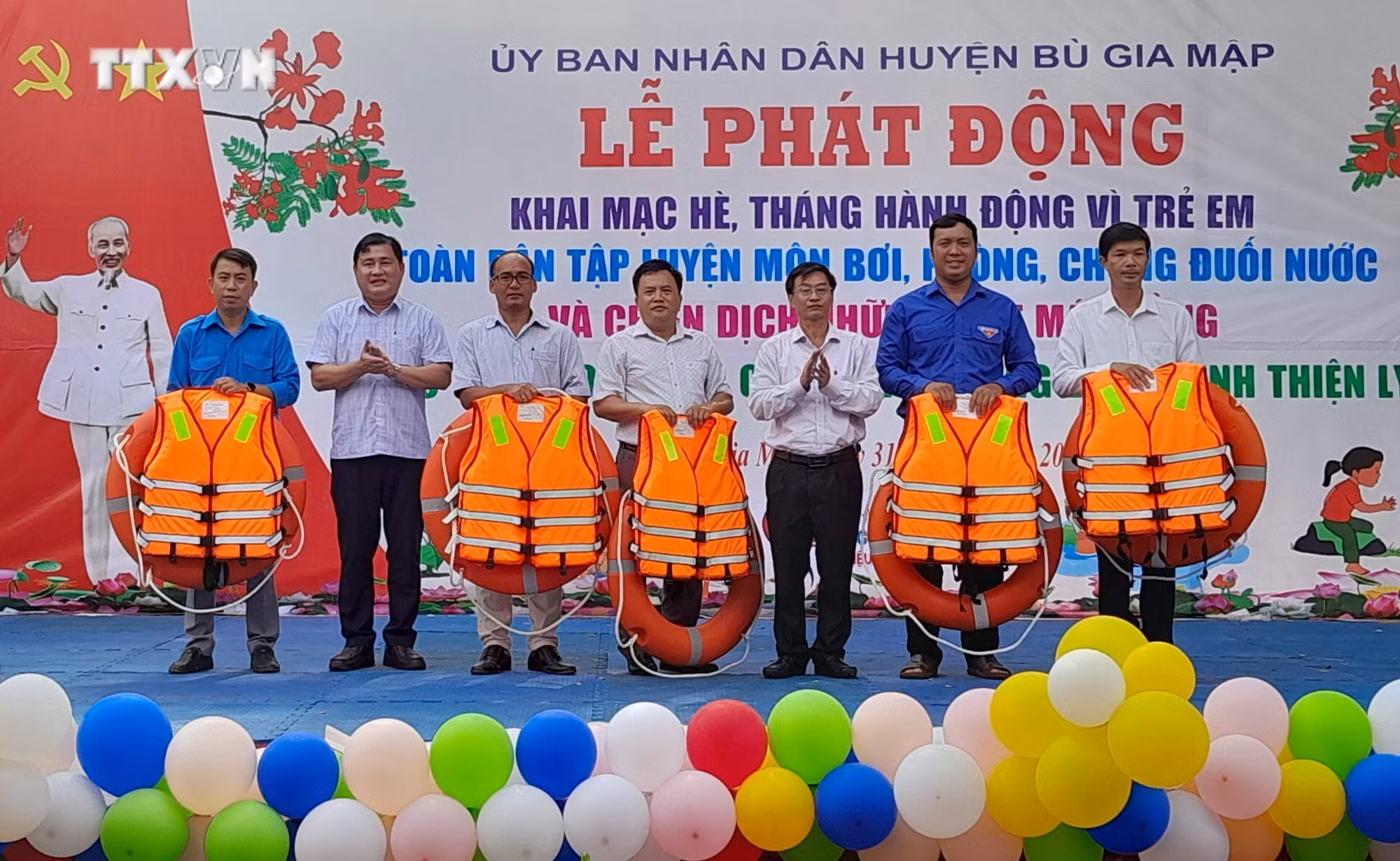 vna_potal_binh_phuoc_ra_quan_chien_dich_thanh_nien_tinh_nguyen_he_nam_2024__7405407.jpg