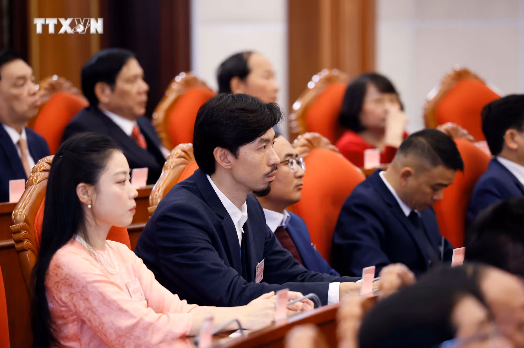 vna_potal_lanh_dao_dang_nha_nuoc_gap_mat_dai_bieu_tri_thuc_nha_khoa_hoc_van_nghe_si_nhan_dip_xuan_giap_thin_2024_7248615.jpg