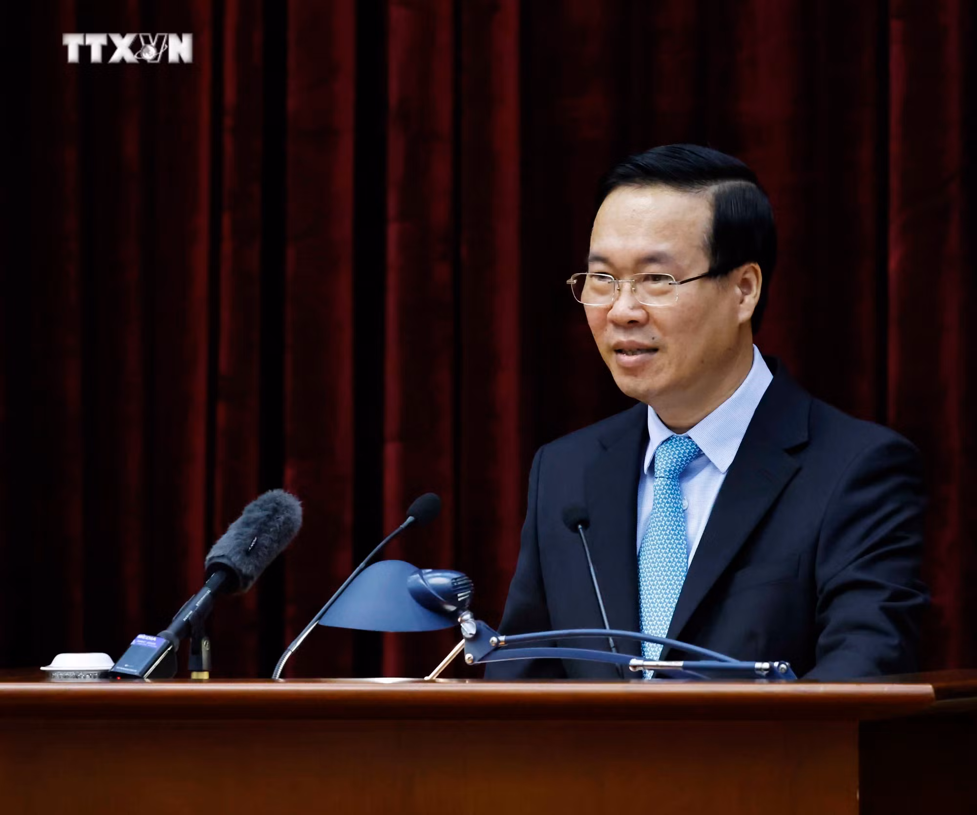 vna_potal_lanh_dao_dang_nha_nuoc_gap_mat_dai_bieu_tri_thuc_nha_khoa_hoc_van_nghe_si_nhan_dip_xuan_giap_thin_2024_171709416_7248594 (1).jpg