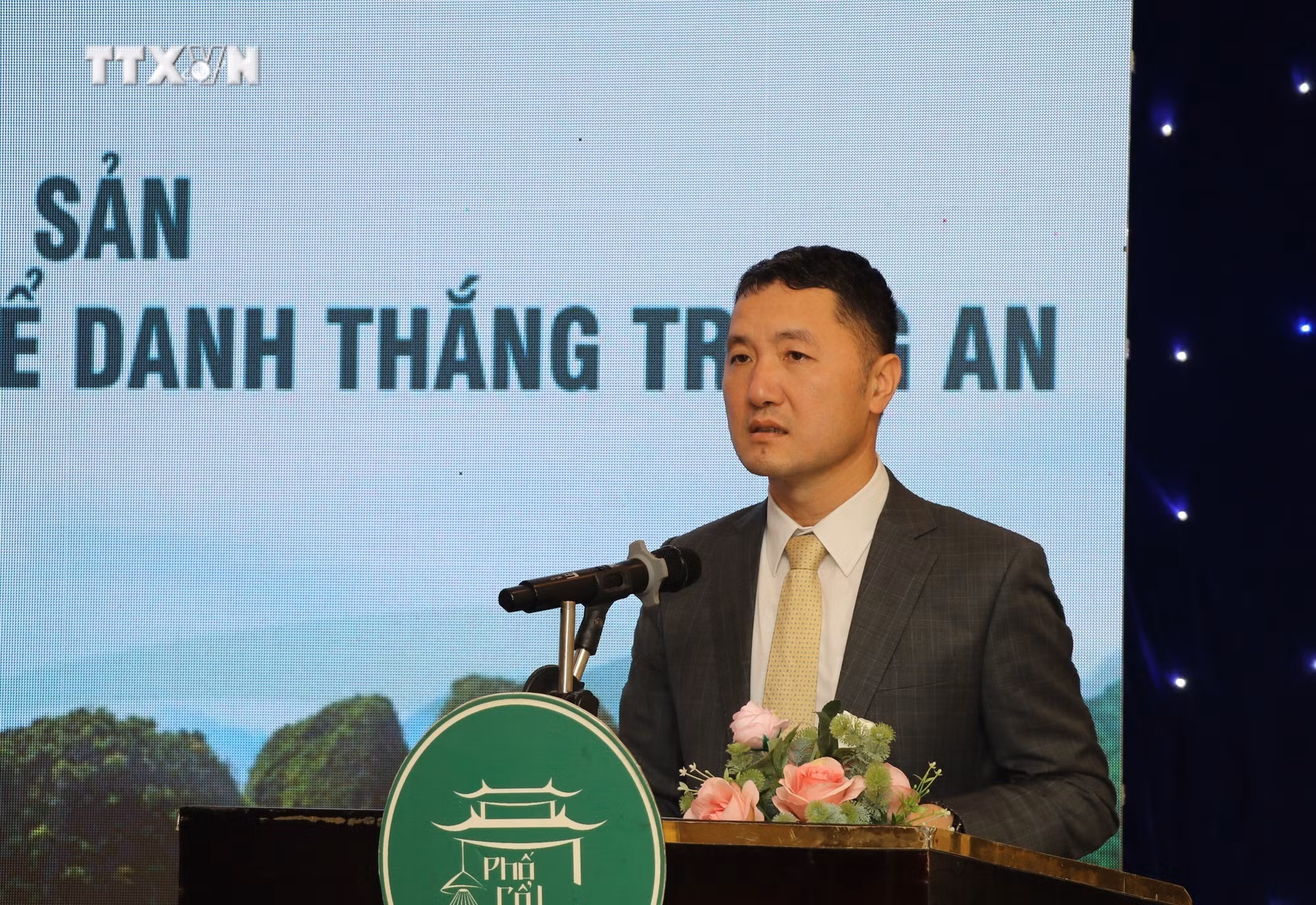 vna_potal_ninh_binh_to_chuc_toa_dam_ve_phat_trien_san_pham_du_lich_di_san__7250183.jpg