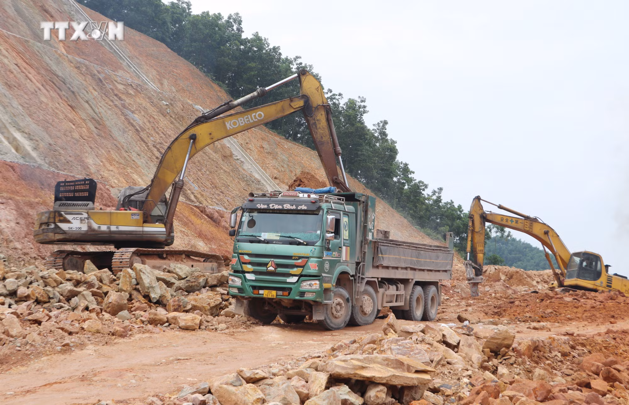 vna_potal_day_nhanh_tien_do_thi_cong_cac_du_an_cong_trinh_trong_diem_tai_thai_nguyen_7413560.jpg