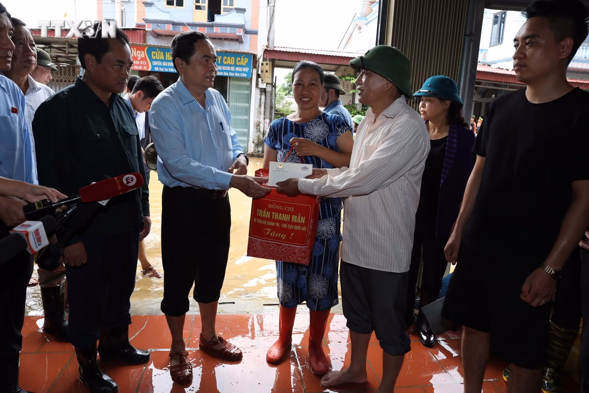 vna_potal_chu_tich_quoc_hoi_chi_dao_cong_tac_khac_phuc_thiet_hai_do_bao_so_3_tai_thai_nguyen__7591005 (1).jpg
