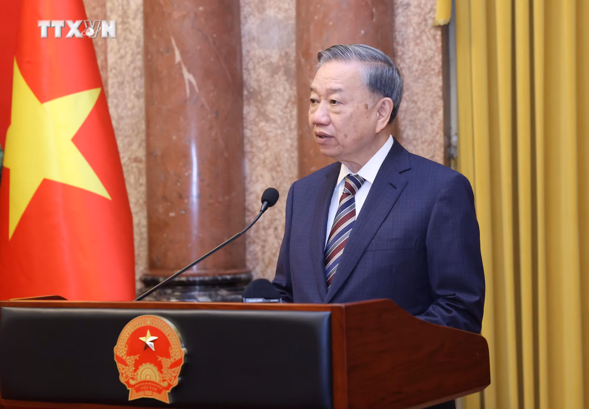 vna_potal_tong_bi_thu_chu_tich_nuoc_trao_quyet_dinh_bo_nhiem_pho_vien_truong_vien_ksnd_toi_cao_7598146.jpg