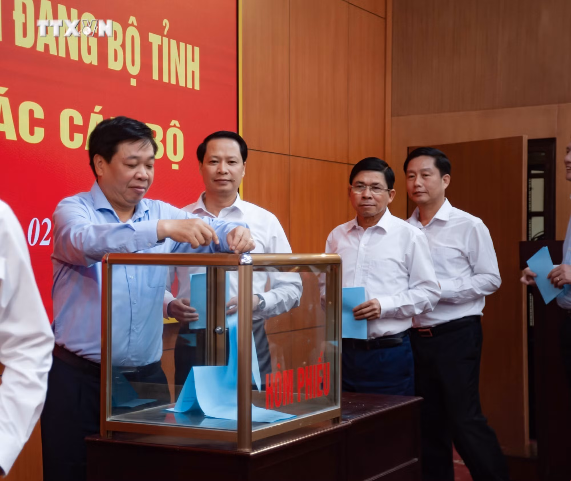 vna_potal_ong_nguyen_khac_than_duoc_bau_giu_chuc_bi_thu_tinh_uy_thai_binh_7734872.jpg