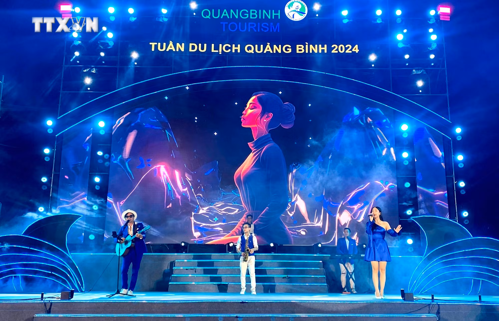 vna_potal_du_lich_viet_nam_dac_sac_chuong_trinh_nghe_thuat_tuan_du_lich_quang_binh_nam_2024_7469144.jpg
