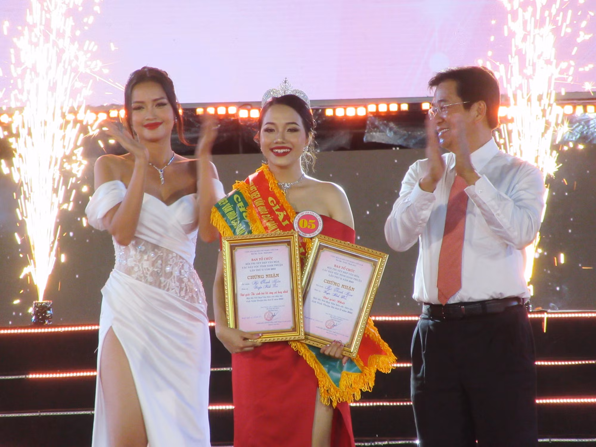 Thí sinh Ngô Thanh Ngân giành Giải nhất Hội thi nét đẹp văn hóa các dân tộc tỉnh Ninh Thuận lần II – 2023