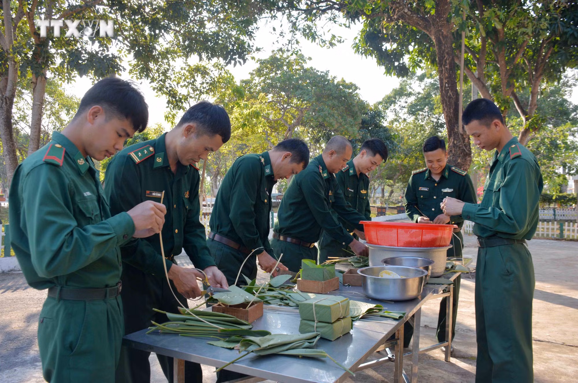 vna_potal_don_tet_o_don_bien_phong_dak_lak_7220243.jpg