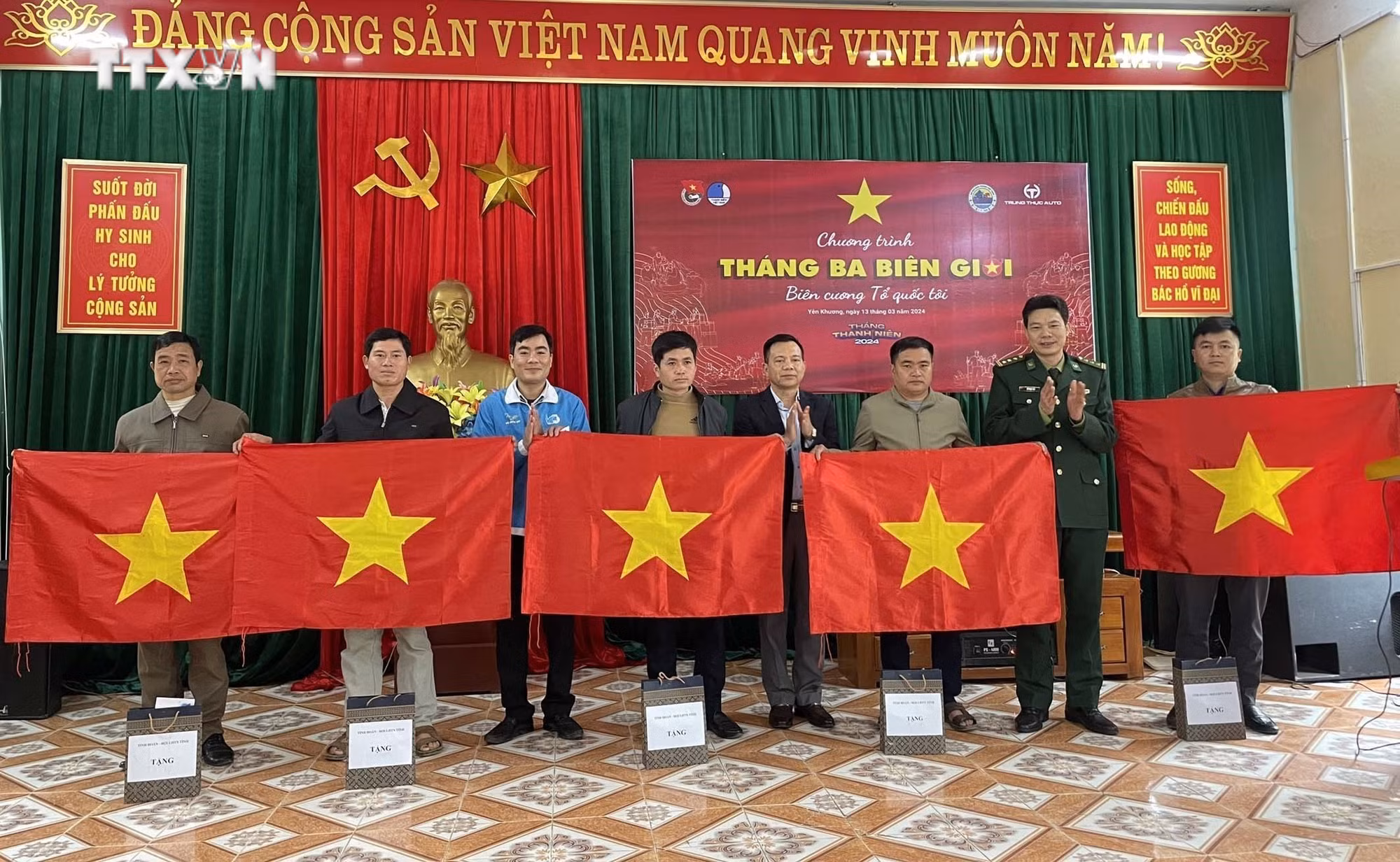 vna_potal_thanh_hoanhieu_hoat_dong_y_nghia_trong_chuong_trinh_thang_ba_bien_gioi_7268914.jpg