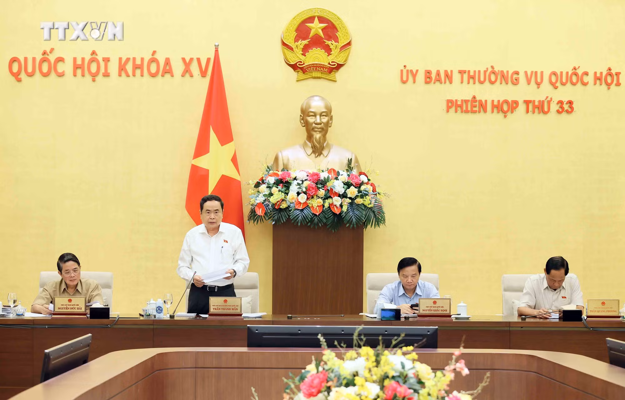 vna_potal_ubtv_quoc_hoi_cho_y_kien_ve_viec_chuan_bi_ky_hop_thu_7_quoc_hoi_khoa_xv_va_tong_ket_ky_hop_bat_thuong_lan_thu_7_quoc_hoi_khoa_xv_7376822.jpg
