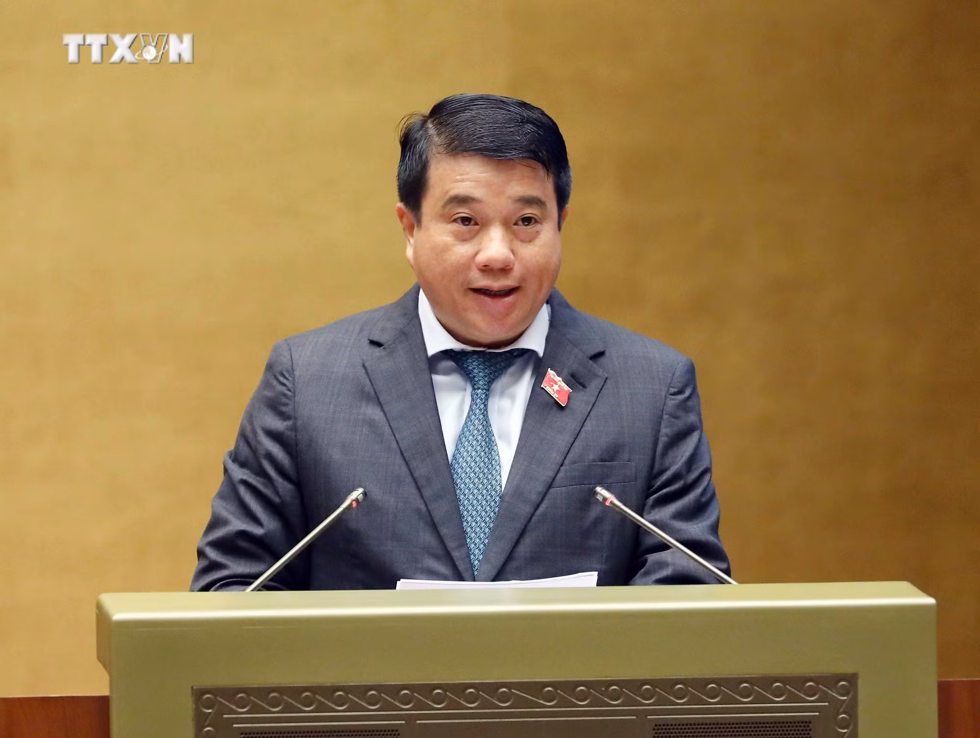 vna_potal_quoc_hoi_thong_qua_luat_dat_dai_sua_doi_va_luat_cac_to_chuc_tin_dung_sua_doi_7184987.jpg