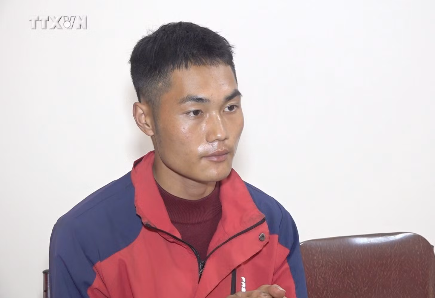 vna_potal_bat_giu_2_doi_tuong_van_chuyen_trai_phep_hon_11kg_ma_tuy_7184615.jpg