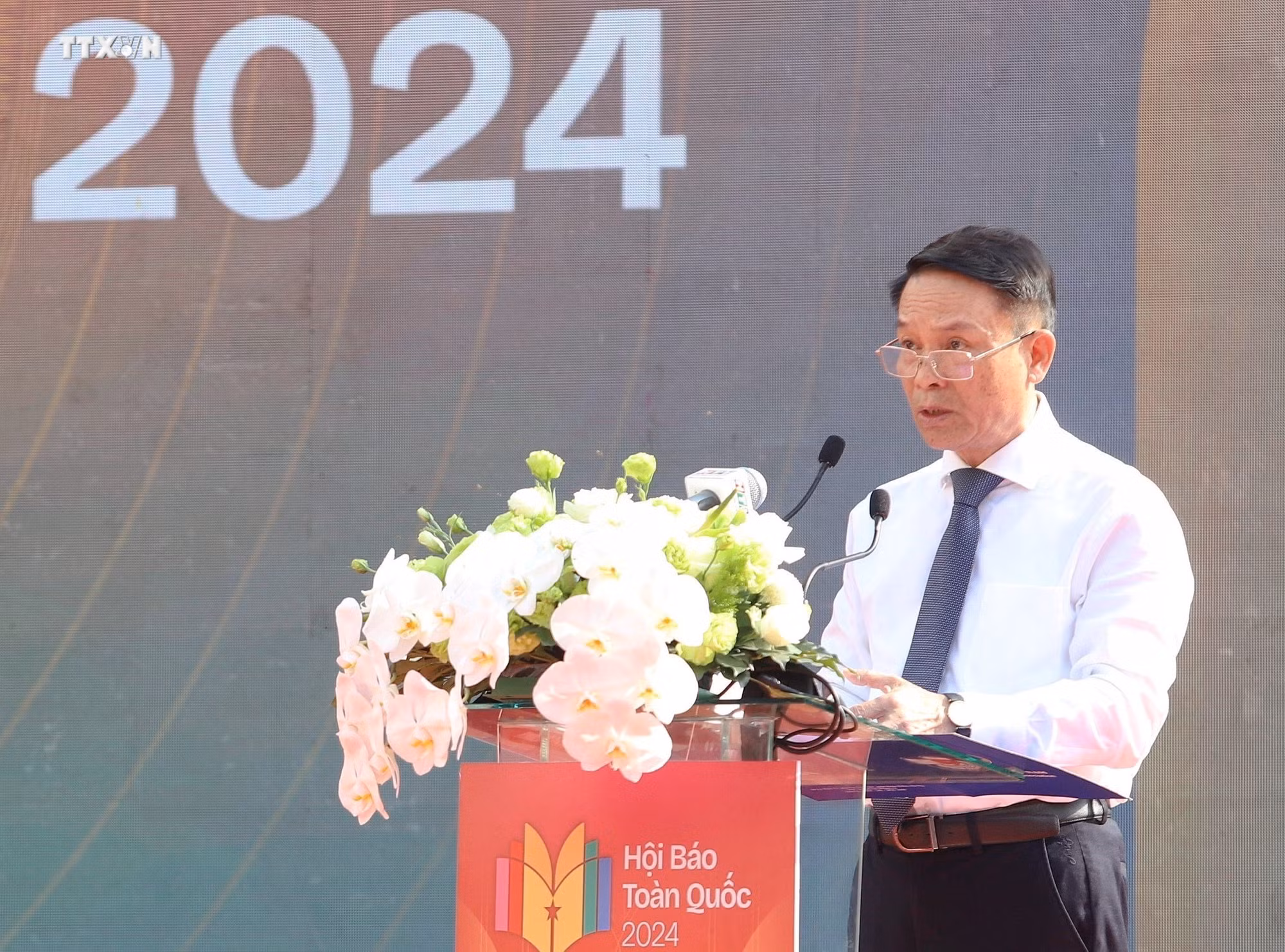 vna_potal_be_mac_hoi_bao_toan_quoc_nam_2024_7275174.jpg
