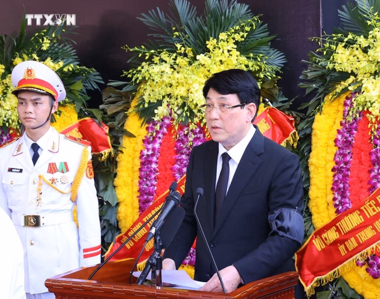 vna_potal_le_an_tang_tong_bi_thu_nguyen_phu_trong__7505228.jpg