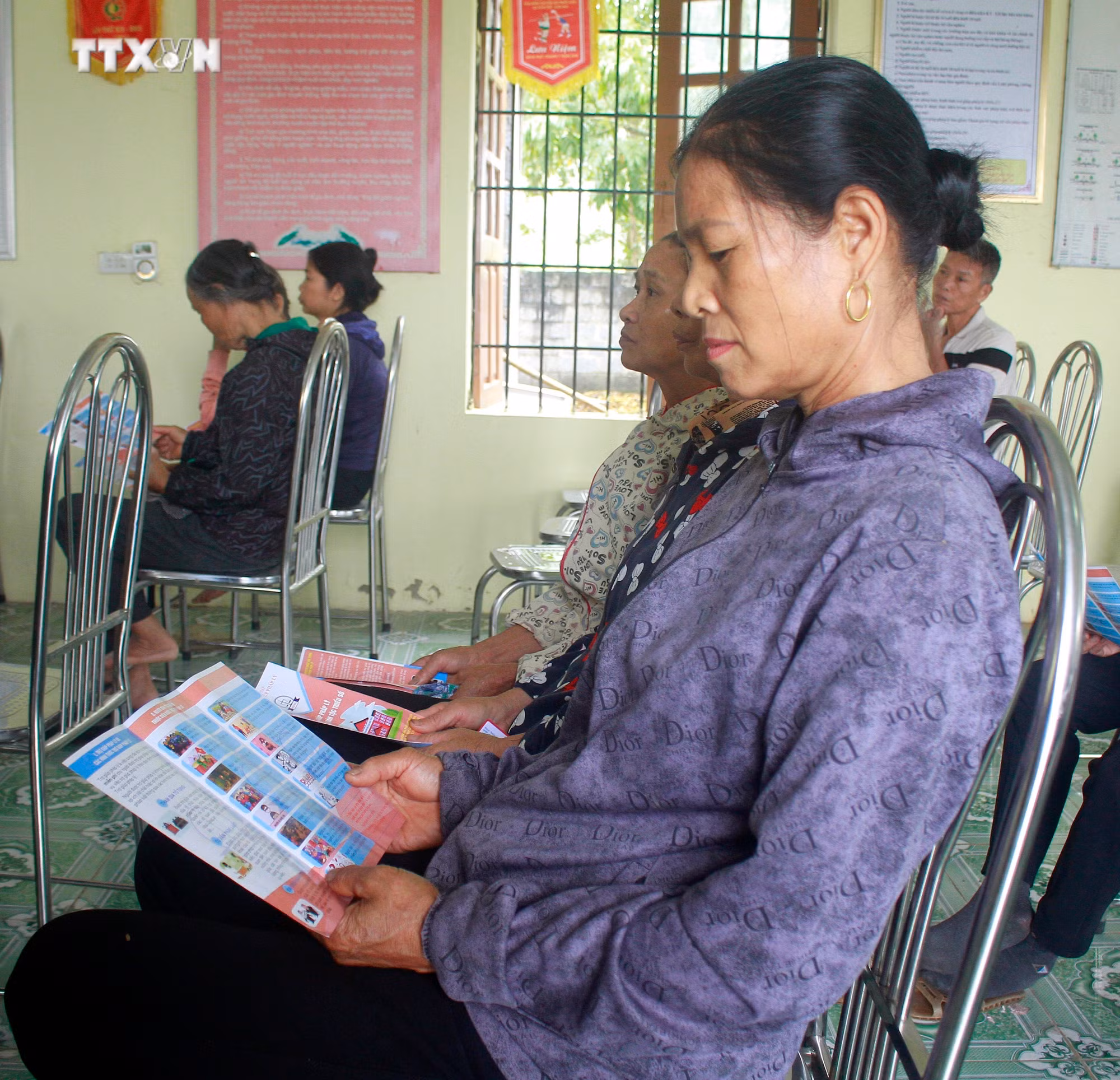 vna_potal_giao_duc_phap_luat_va_tro_giup_phap_ly_cho_dong_bao_dan_toc_thieu_so_7317729.jpg
