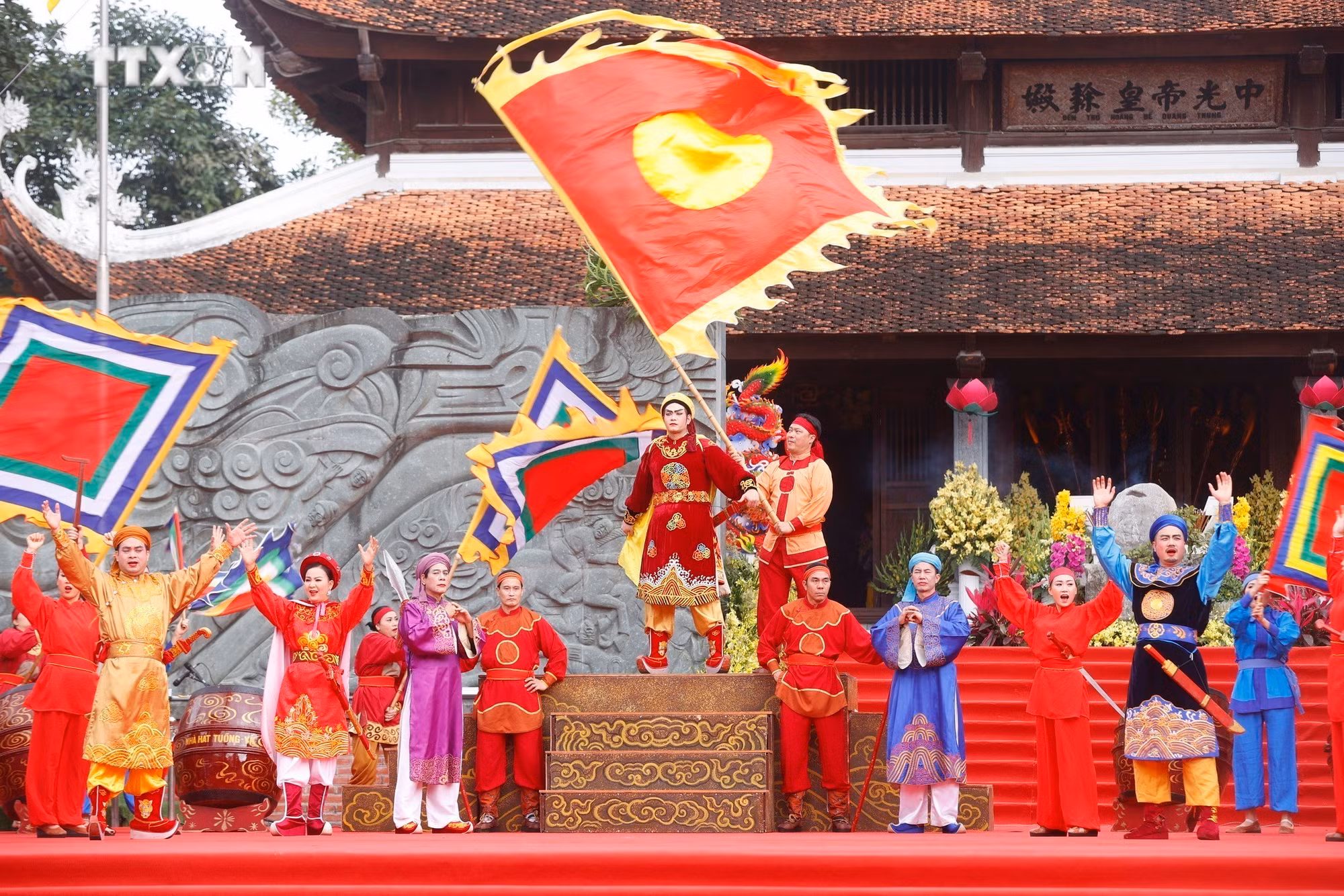 vna_potal_van_hoa_soi_duong_le_hoi_go_dong_da_2024_7224762.jpg