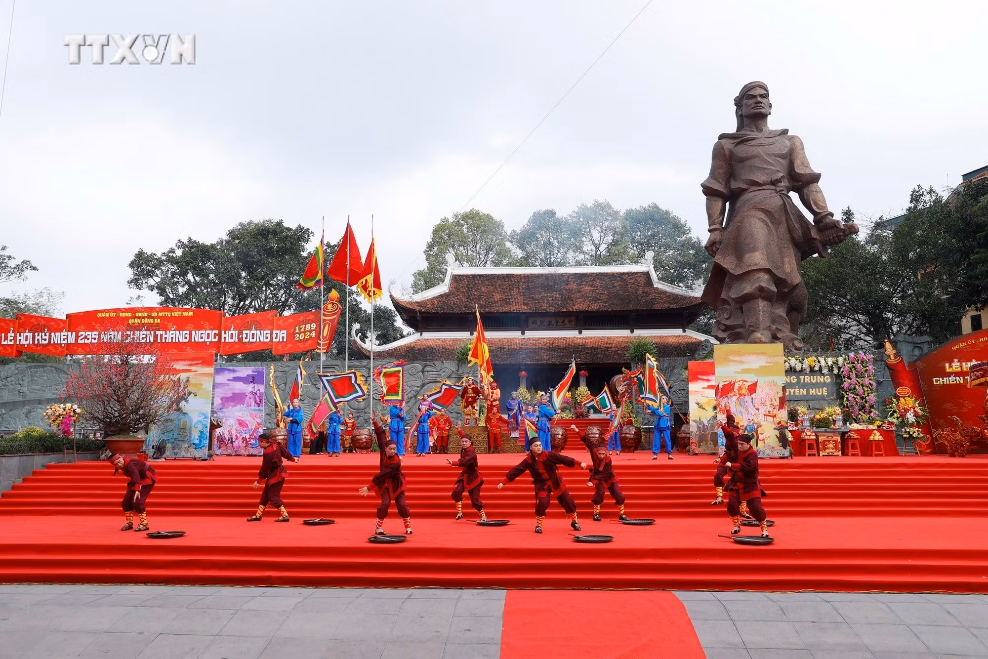 vna_potal_van_hoa_soi_duong_le_hoi_go_dong_da_2024_7224764.jpg
