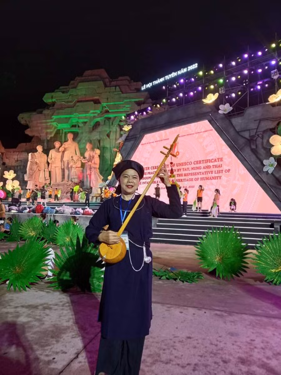 trieubichphuong1.png