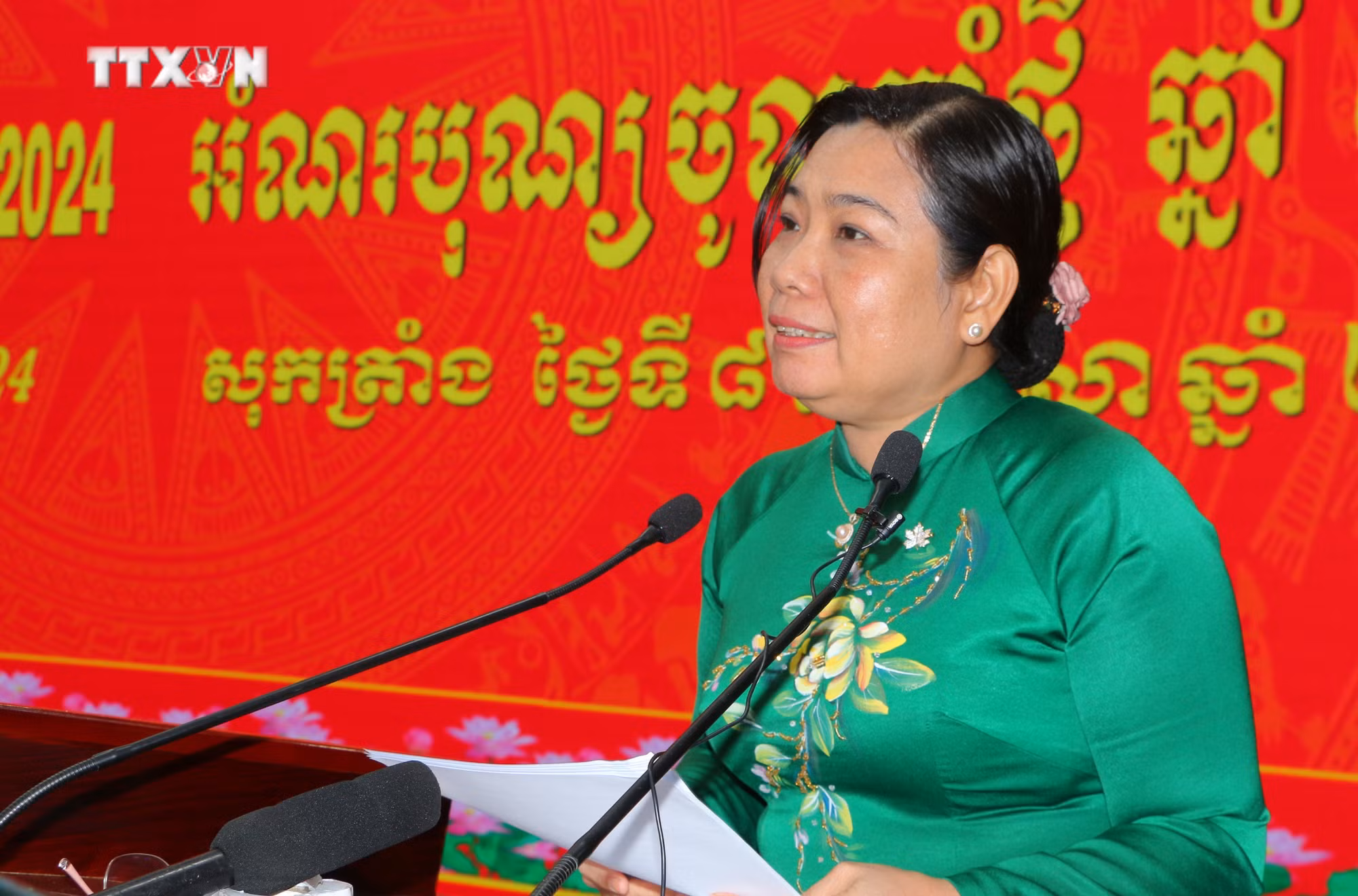 vna_potal_soc_trang_hop_mat_chuc_mung_tet_chol_chnam_thmay_nam_2024_7312782.jpg